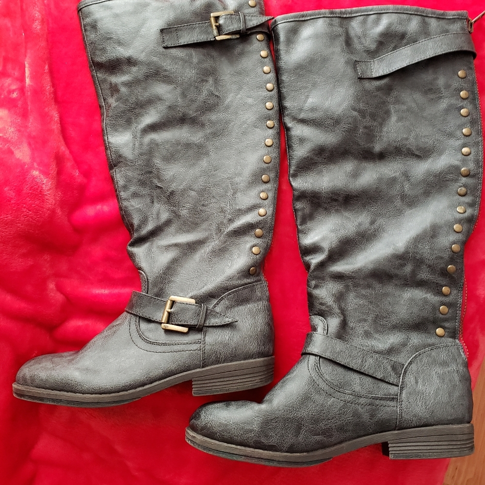 Womens sz 9 boots